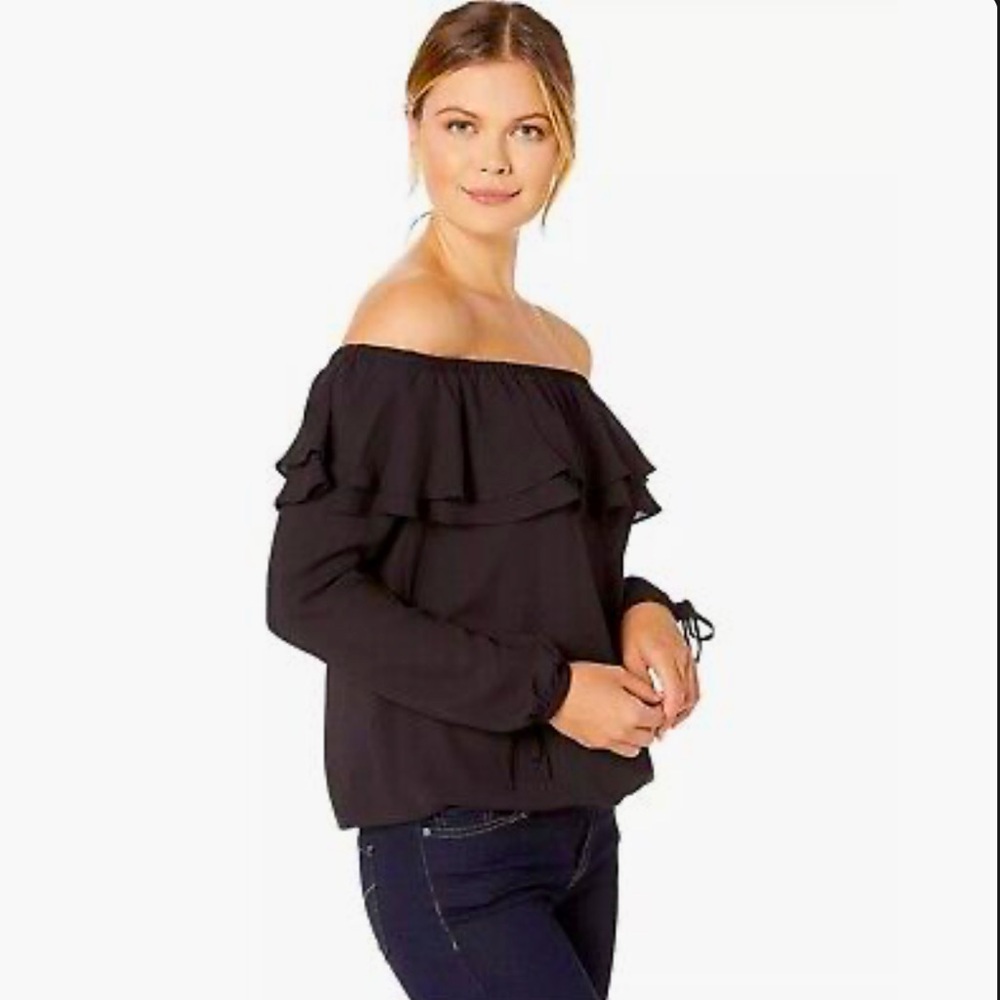 NWT Michael Kors Ruffle off the shoulder blouse